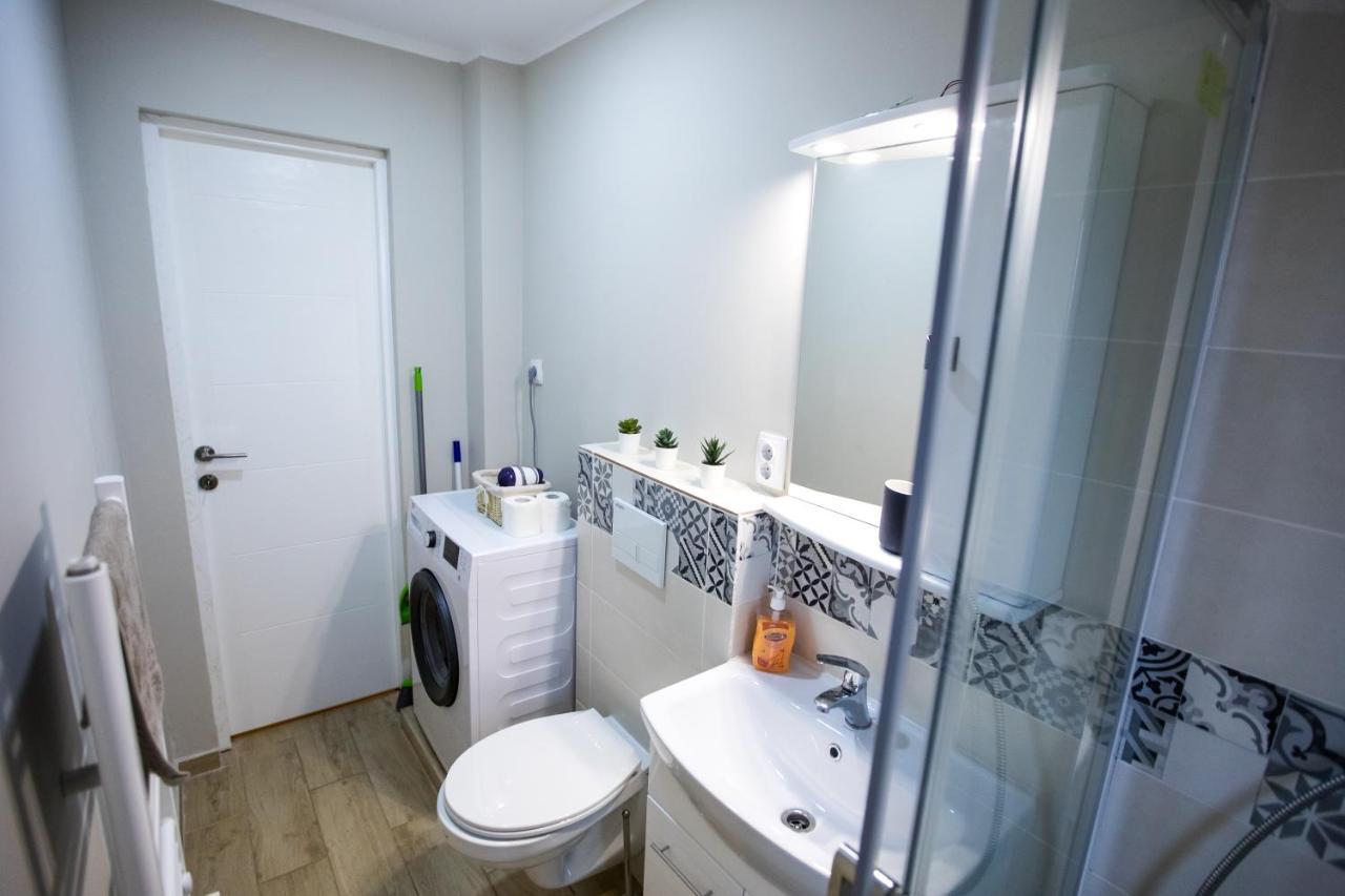 Travel Homzzz Central Apartments - Tusnad Тыргу-Муреш Экстерьер фото