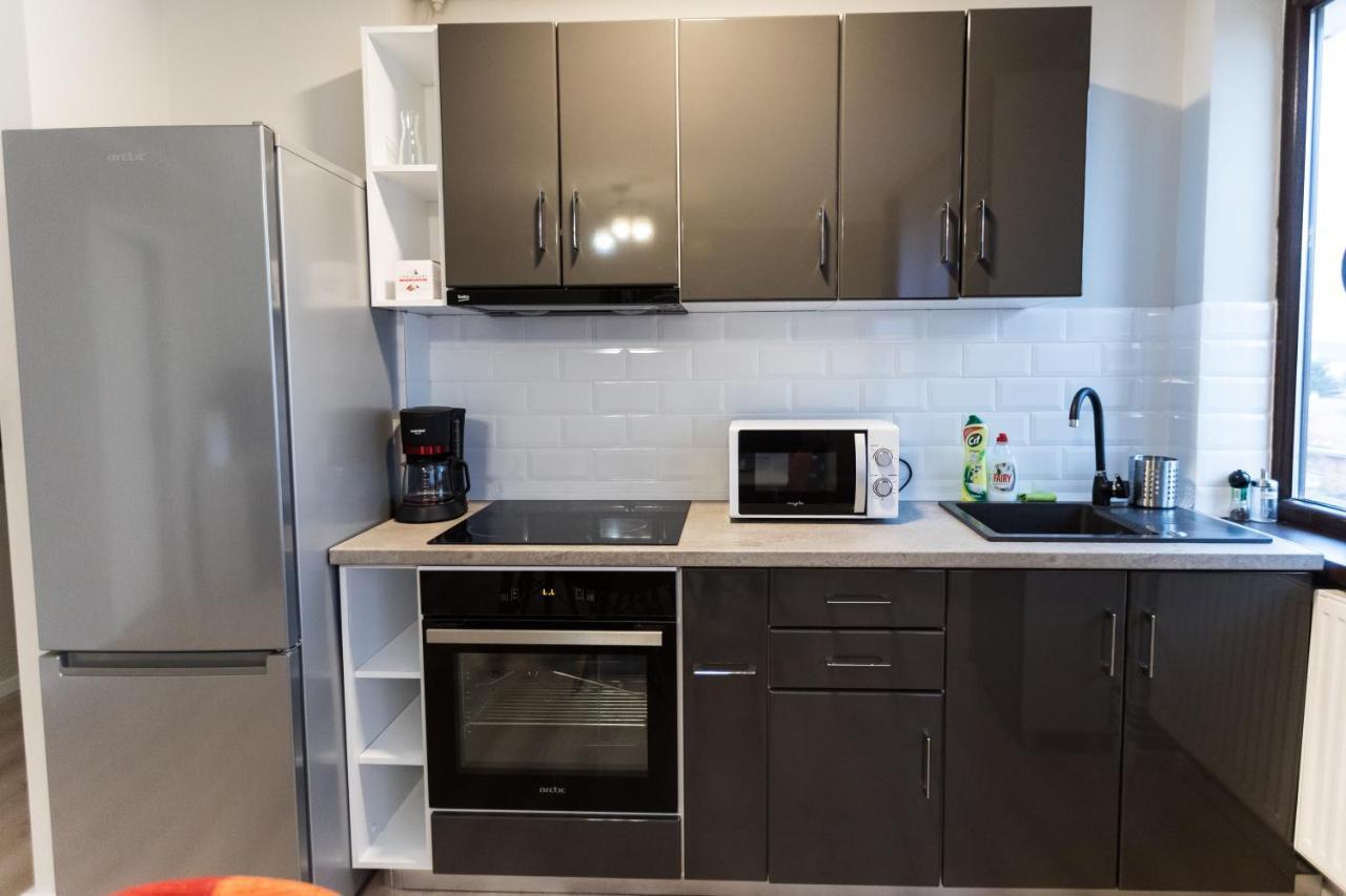 Travel Homzzz Central Apartments - Tusnad Тыргу-Муреш Экстерьер фото
